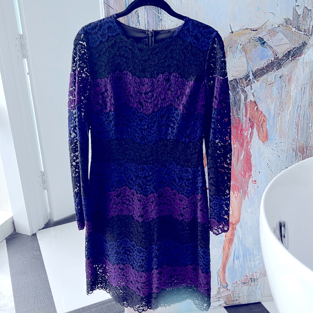 Elite Tahari Black & Purple lace dress. Size 4
